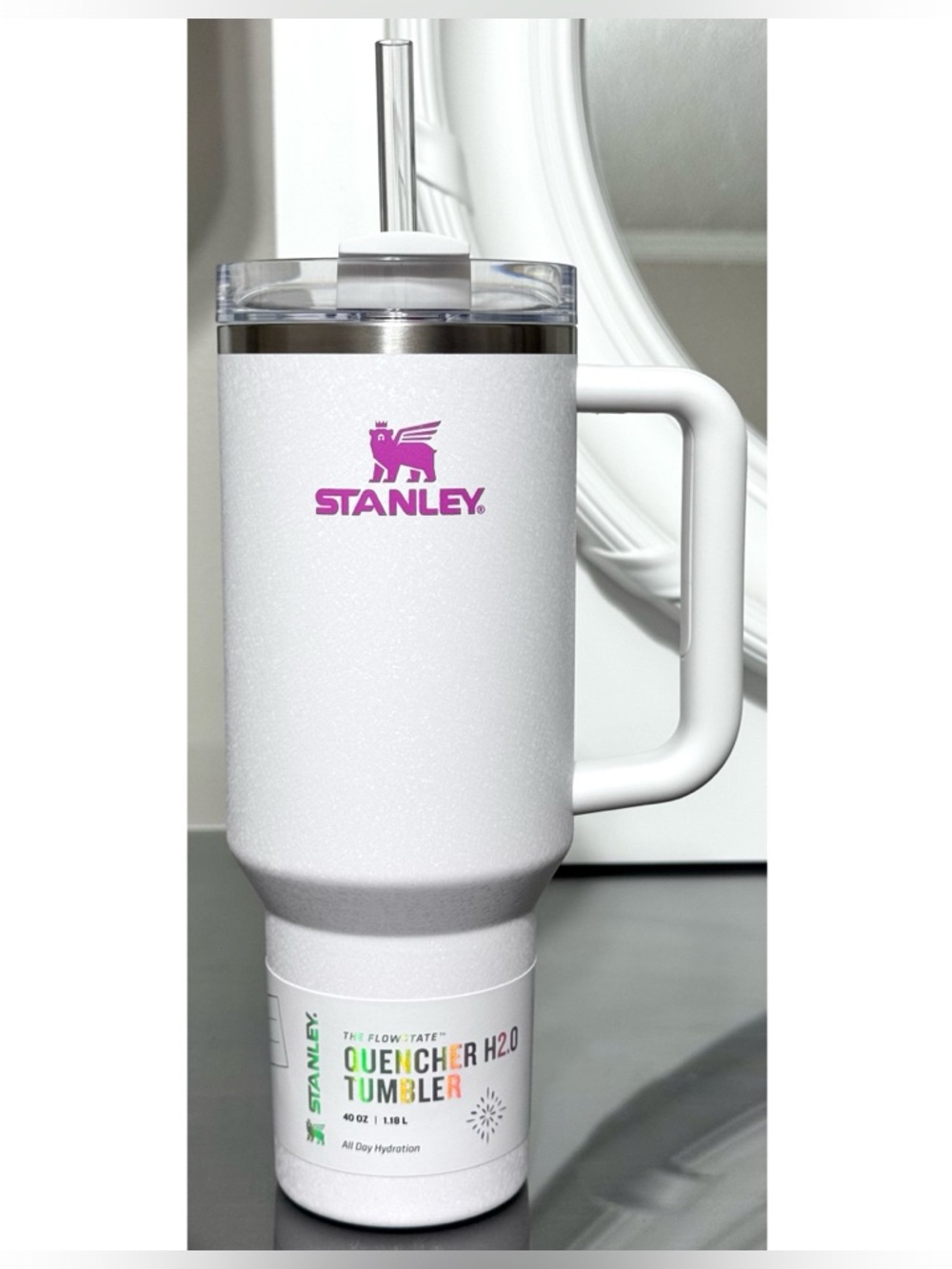 Stanley Quencher‎ H2.0 FlowState Tumbler 40oz, CRYSTAL CRUSH WHITE